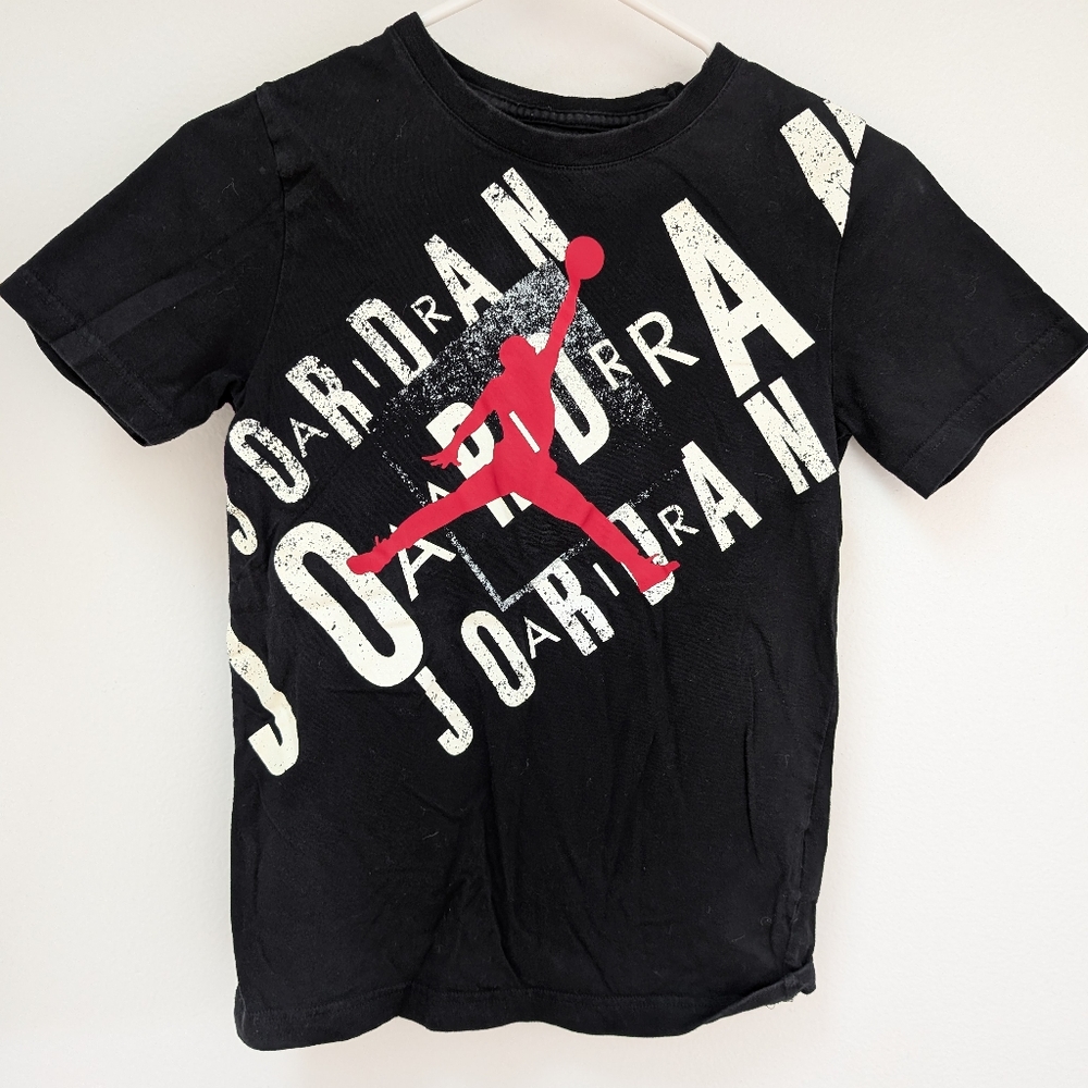 NWOT - Jordan Kids Black Tee with Red and White Graphics Size Medium (10-12)